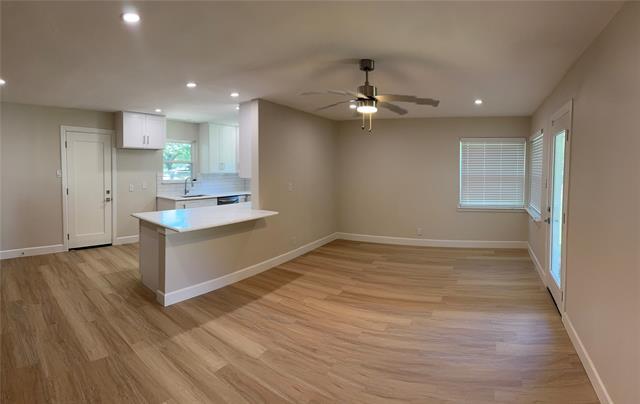 Building Photo - 504 Pecan St