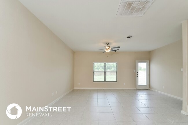 Building Photo - 2304 Denali Ct