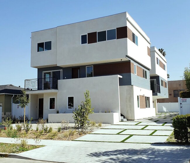 Building Photo - 148 S Madison Ave