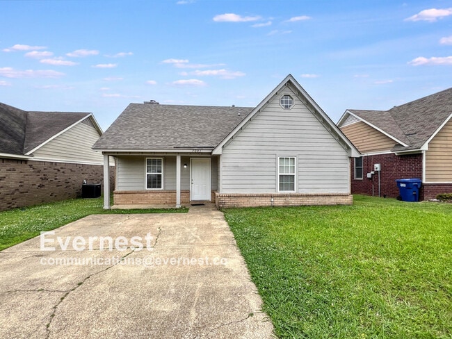 Primary Photo - 7091 Foxhall Dr