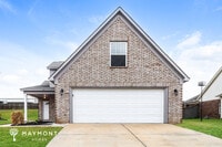 Building Photo - 101 Switchgrass Cove