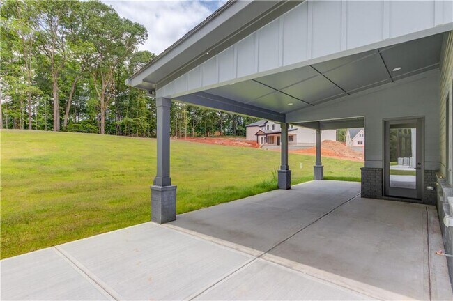 Building Photo - 37 Deer Cyn Dr