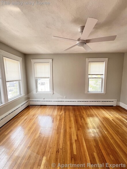 Building Photo - 36 Dedham St