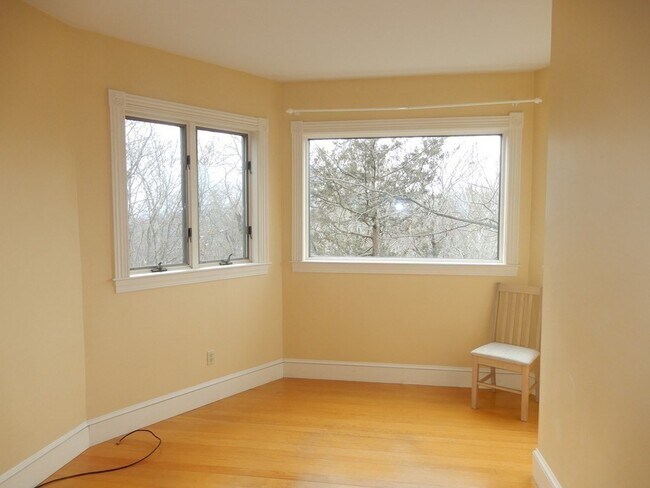 Building Photo - 31 Wyoming Heights