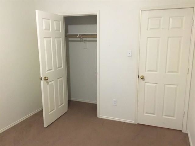 Building Photo - 5628 Creekhollow Dr