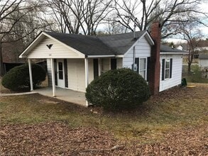 Building Photo - 200 Haywood St