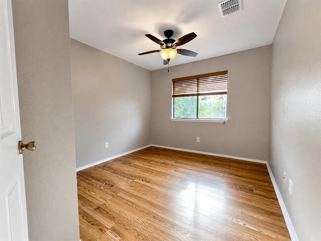 Building Photo - 3603 Palomar Ln