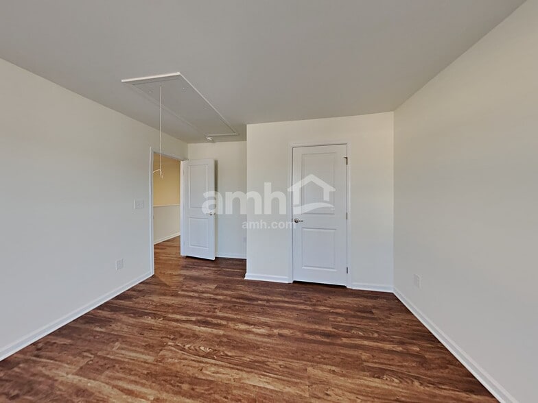 Building Photo - 624 Hamilton Pk Dr