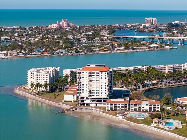 Building Photo - 6287 Bahia Del Mar Cir N