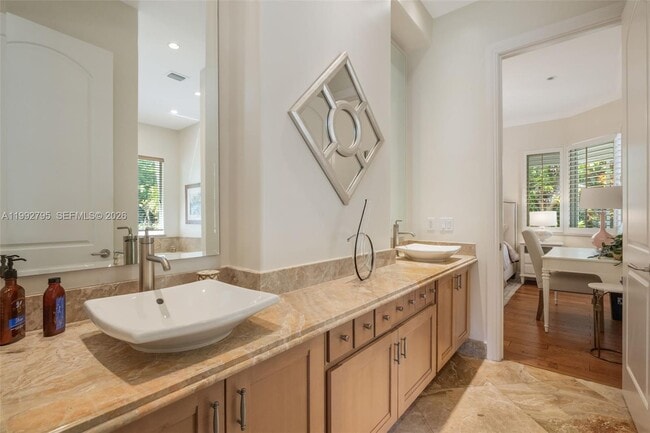 Building Photo - 755 Tiziano Ave