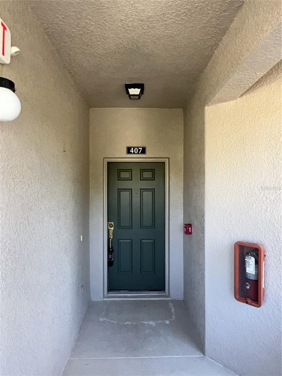 Building Photo - 9429 Myrtle Creek Ln
