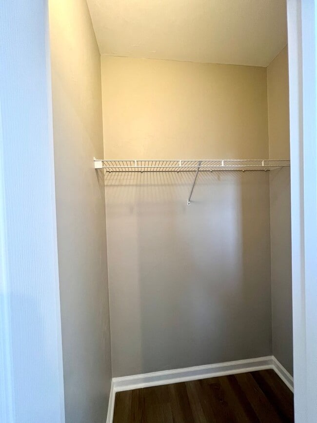 Building Photo - Location, Location! Completely Remodeled S...