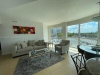 Building Photo - 7270 SW 88th St