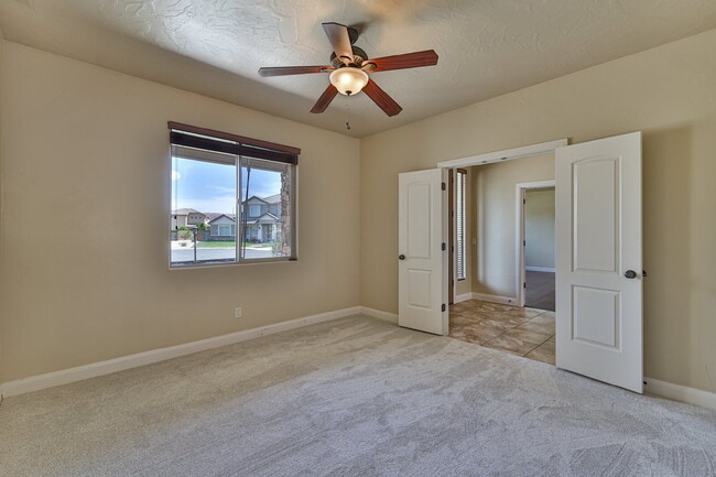 Building Photo - "Spacious 4-Bedroom Retreat with 3,584 Sq ...