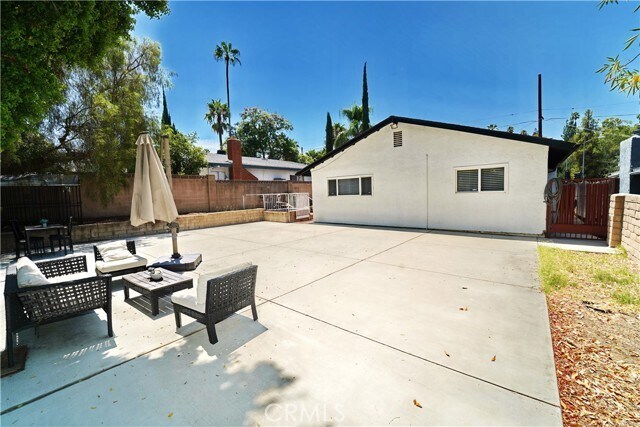 Building Photo - 4700 Topanga Canyon Blvd