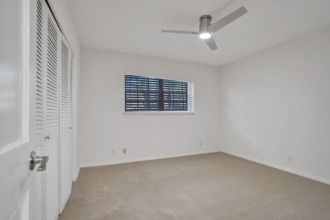 Building Photo - 169 Atlantis Blvd