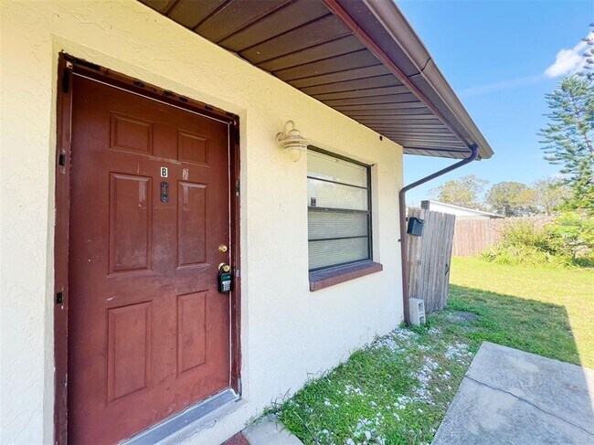 Primary Photo - 1016 9th Ave NW