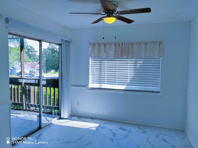 Building Photo - FOR RENT – SPACIOUS 2-BEDROOM CONDO IN CLE...