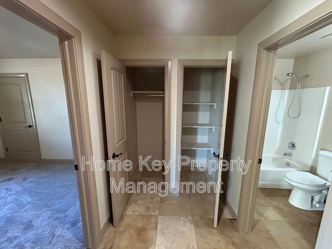Building Photo - 157 E Foothill Dr