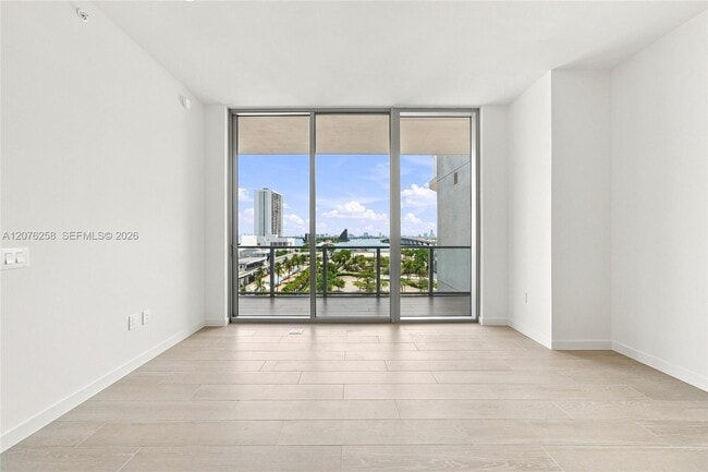 Building Photo - 1400 Biscayne Blvd