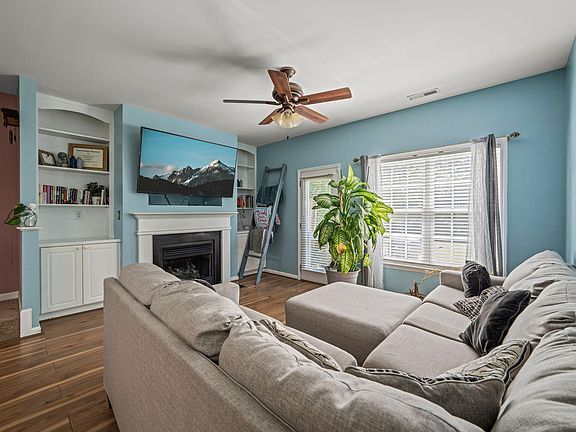 Building Photo - Build Equity While Leasing - Lease and Own...