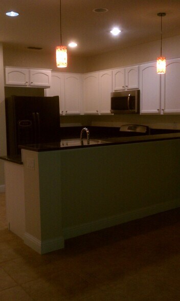 Building Photo - 18 Striped Moss Ct