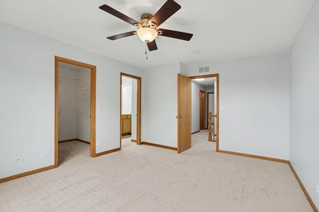 Building Photo - 937 Emerald Dr