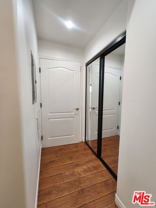 Building Photo - 17118 Oak View Dr