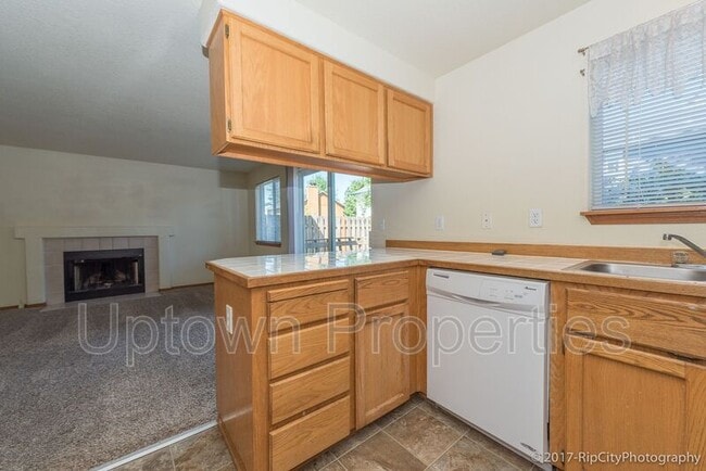 Building Photo - 978 SW 208th Pl