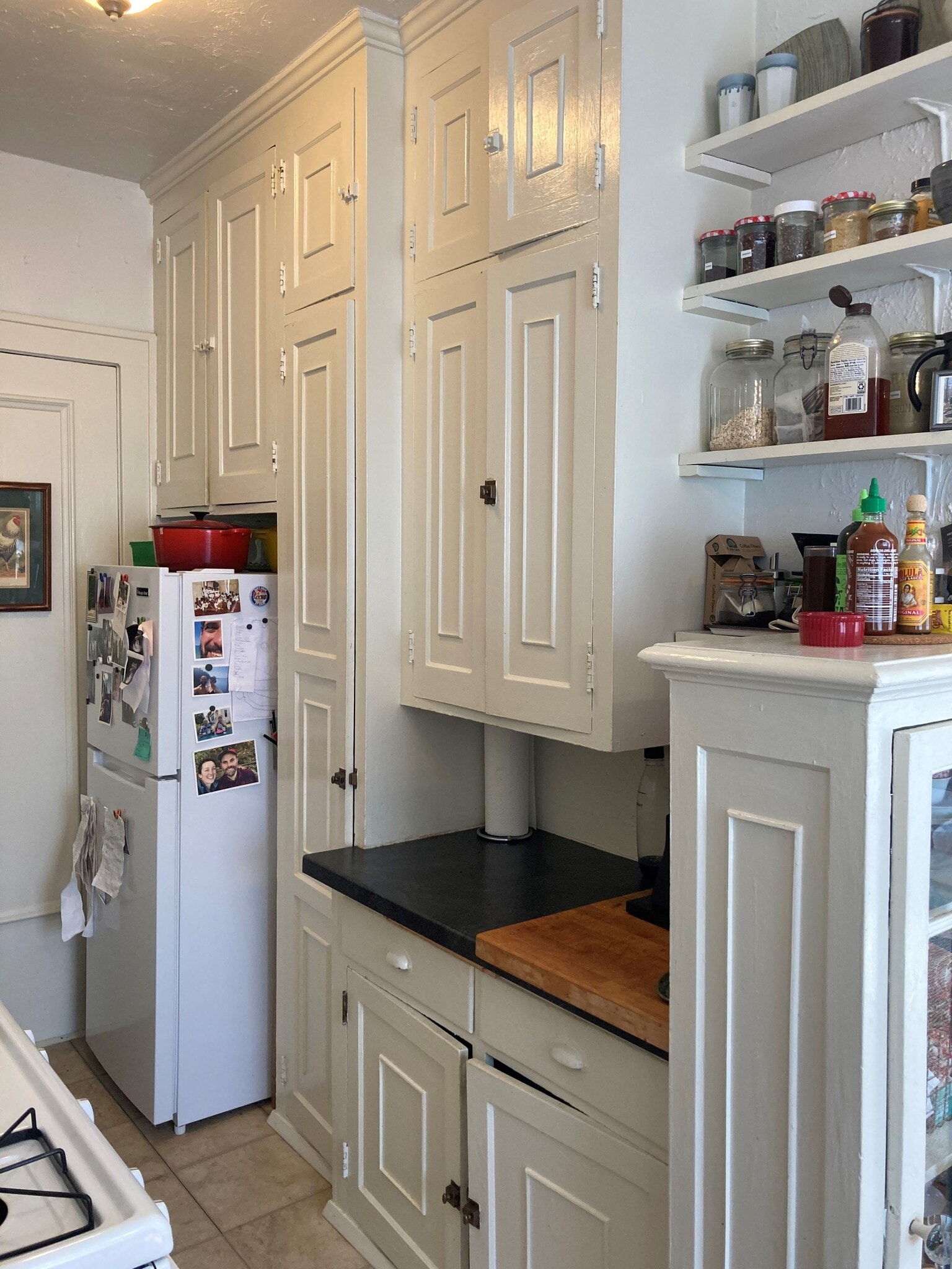 Kitchen - 2212 Girard Ave S