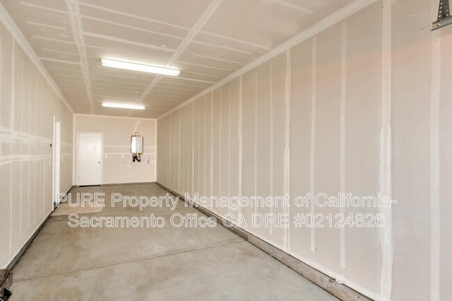 Building Photo - 10924 Arrington Dr