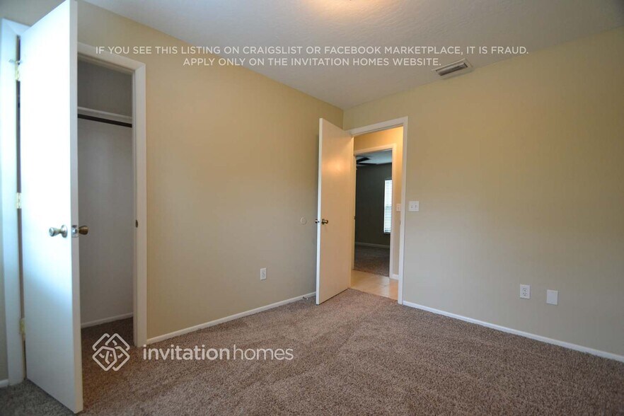 Building Photo - 1648 Raymore St NW