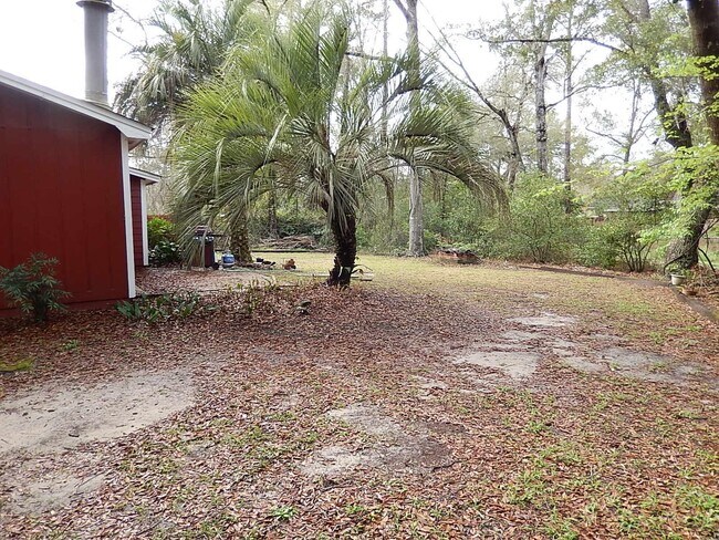 Building Photo - 5800 Doonesbury Ct