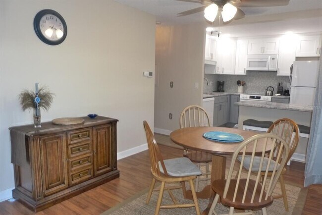 Building Photo - 2700 Bayshore Blvd