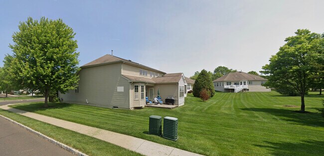 Building Photo - 950 Nathaniel Trail