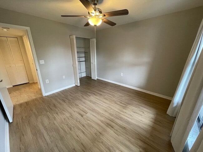 Building Photo - ANNUAL RENTAL - 2/2 CONDO IN ABBEY AT BERKSHIRE VILLAGE