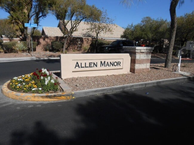 Building Photo - Beautiful Spacious Single story Home in Allen Manor