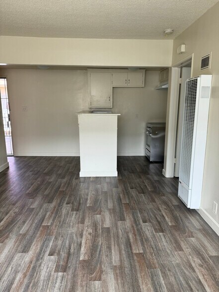 Building Photo - 6248 N San Gabriel Blvd