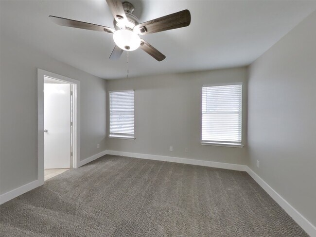 Building Photo - 18835 Atasca Oaks Dr