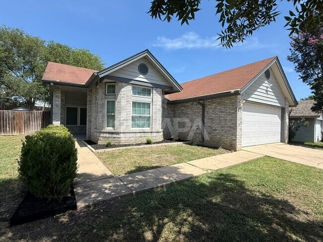 Building Photo - 9840 Logans Ridge Dr