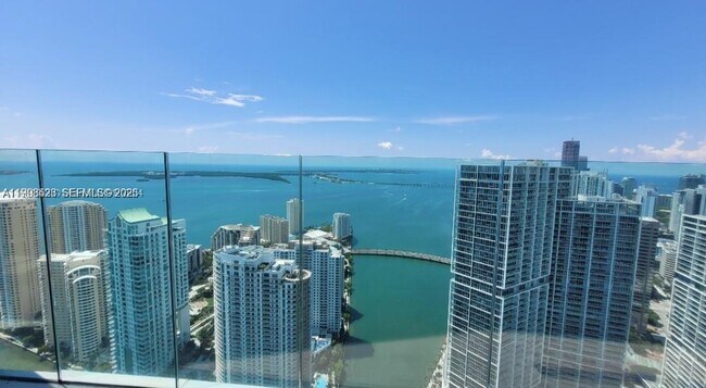 Building Photo - 300 Biscayne Blvd Way