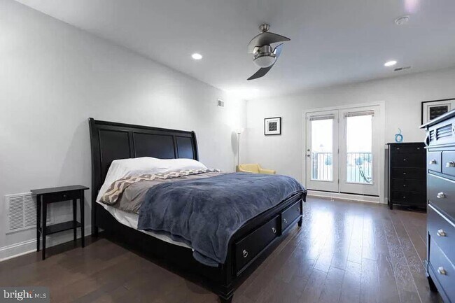 Building Photo - 2632-34 Ritter St