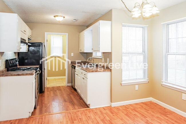 Building Photo - 369 Buffalo Creek Dr