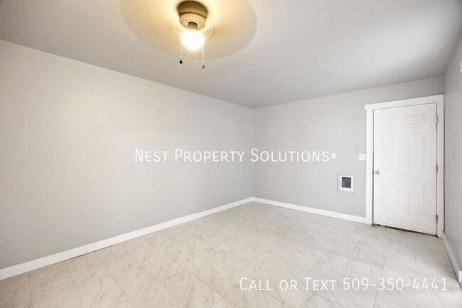Building Photo - 1314/1316 Pershing Rd-1316