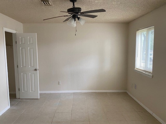 Building Photo - 2142 Greenbriar Colony Dr