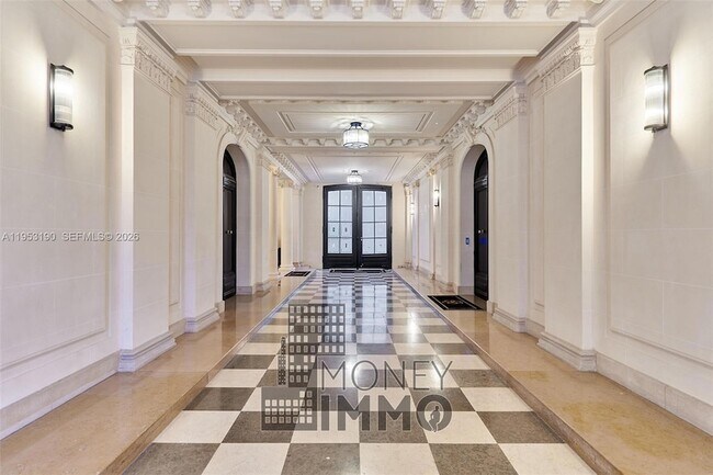 Building Photo - 11 Rue St