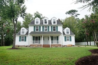 Building Photo - 318 Foxhall Ct