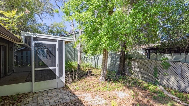 Building Photo - 161 Pine Cone Trail