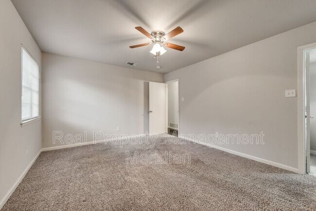 Building Photo - 2207 Spanish Trail