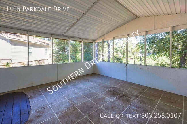 Building Photo - 1405 Parkdale Dr